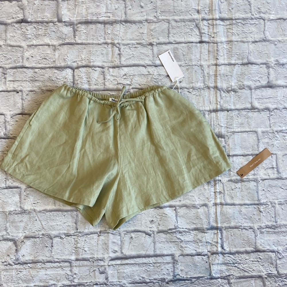 Reformation NWT Green Linen Shorts